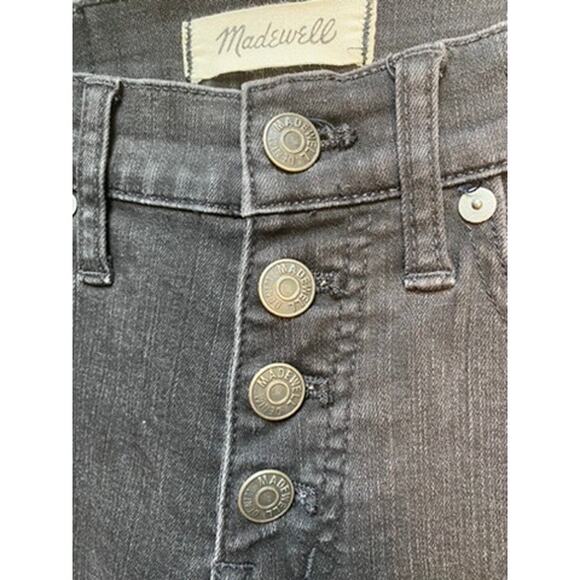 Madewell Petite 9" Mid-Rise Skinny Jean in Berkeley Black Button-Through Edition - Picture 9 of 16